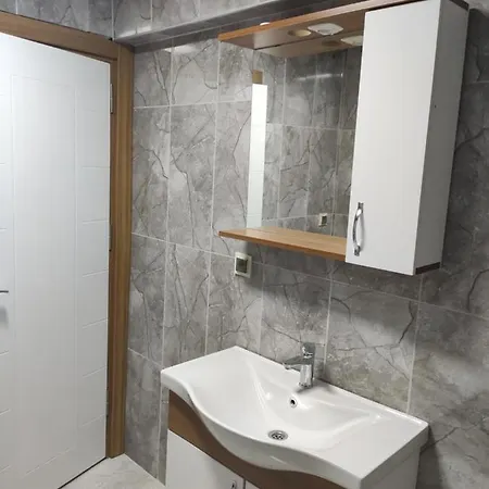 Hadrian And Apartmanhotel Antalya