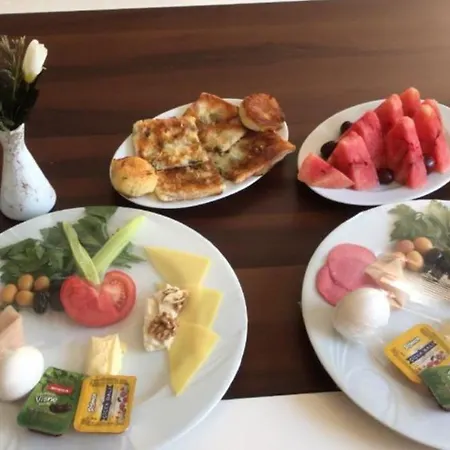 Hotel apartamentowy Hadrian And