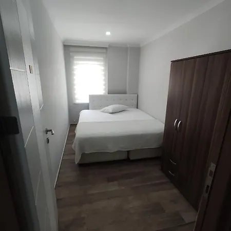 Hadrian And Apart Otel *