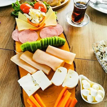 Hadrian And Ξενοδοχείο με διαμερίσματα *