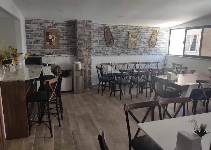 Hadrian And * Antalya